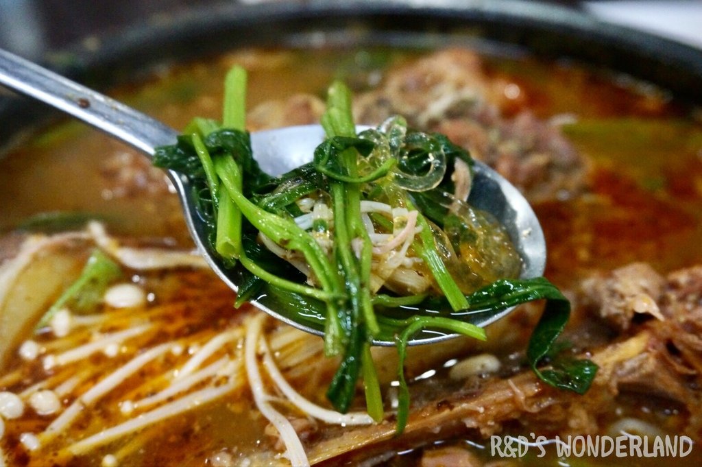 【行天宮美食】東輝韓食館(附菜單)－馬鈴薯豬骨湯專賣、泡菜煎